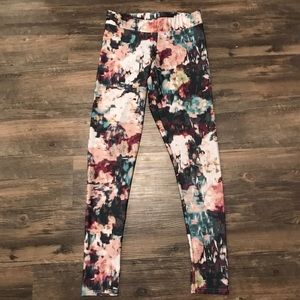 American Eagle Patterned Leggings